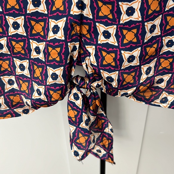 Eclair Top Blouse Long Sleeves Classy Lightweight Button up Collared Large L - Picture 5 of 8